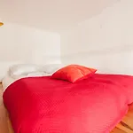 Elegant Royal Castle Apartment *