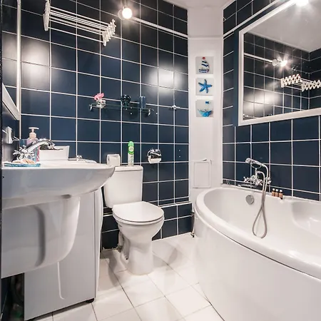 Elegant Royal Castle アパート