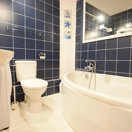 Elegant Royal Castle Apartment Warsaw